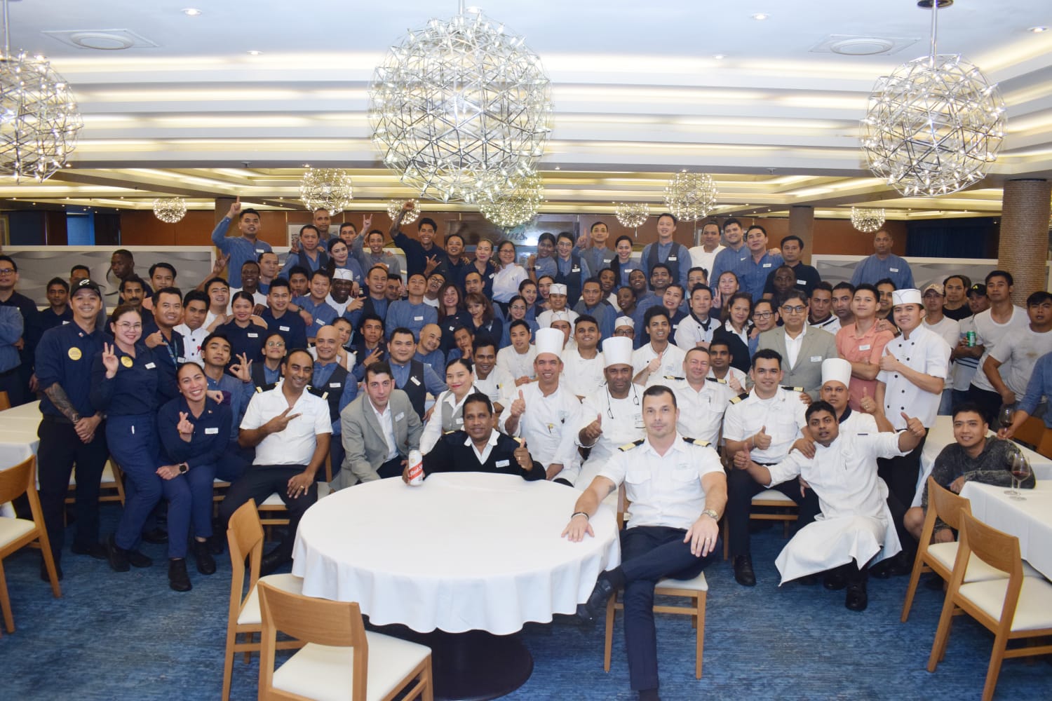 Ocean cruise ships – hotel F&B staff and management